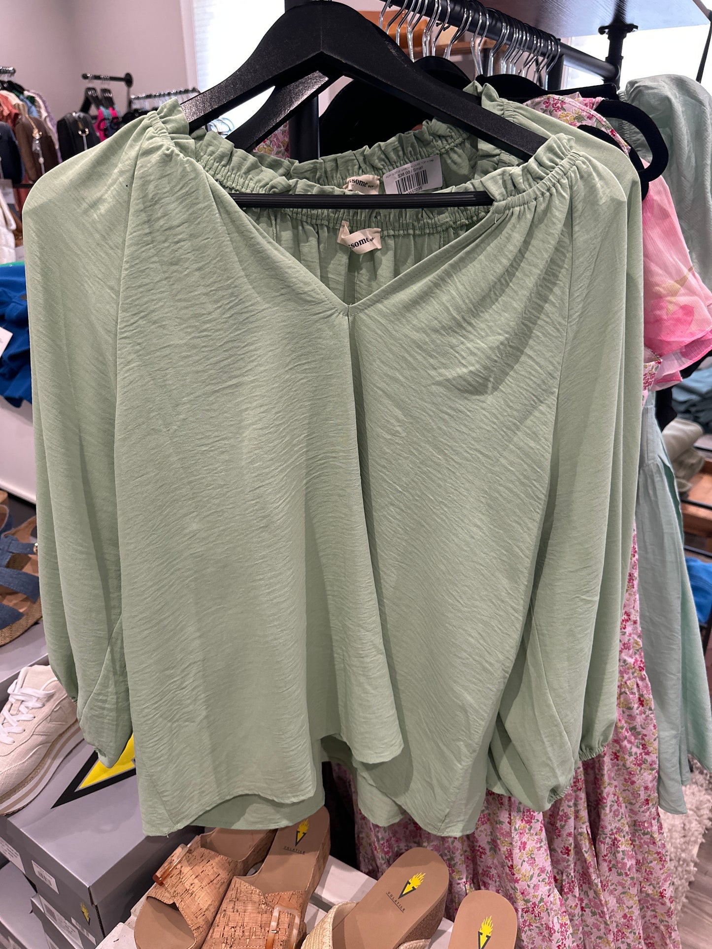 PUFF SLEEVE V-NECK BLOUSE TOP in Sage Green