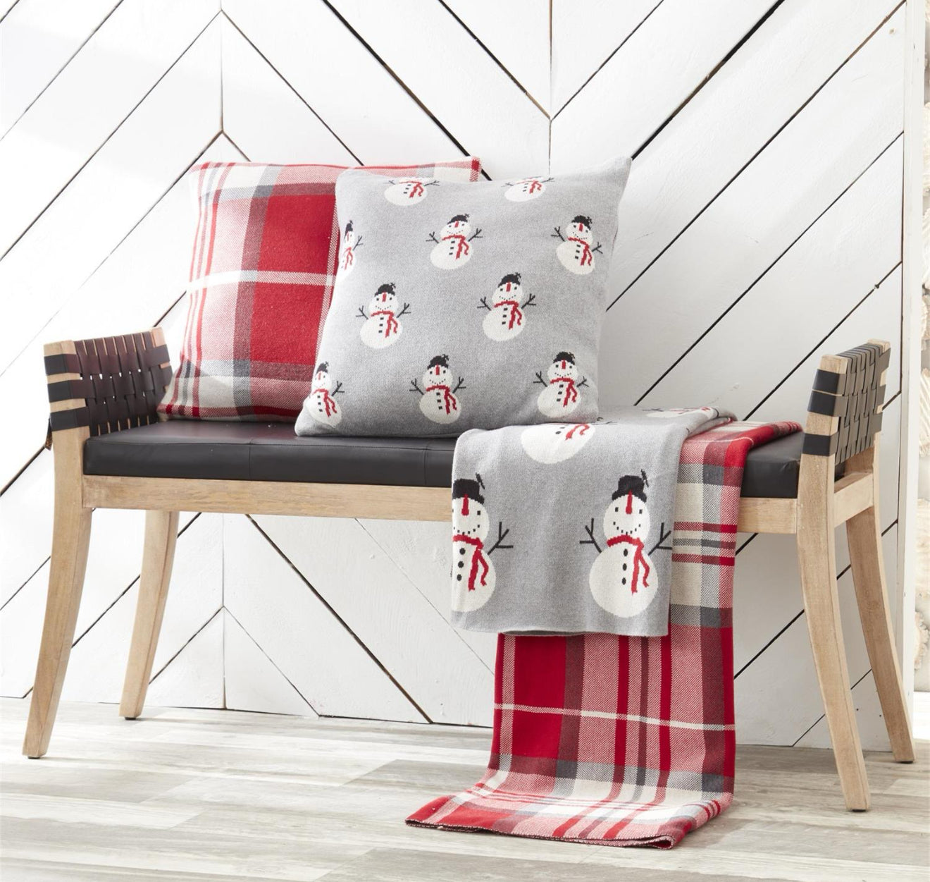 20 Inch Cotton Knit Gray Snowman Pillow