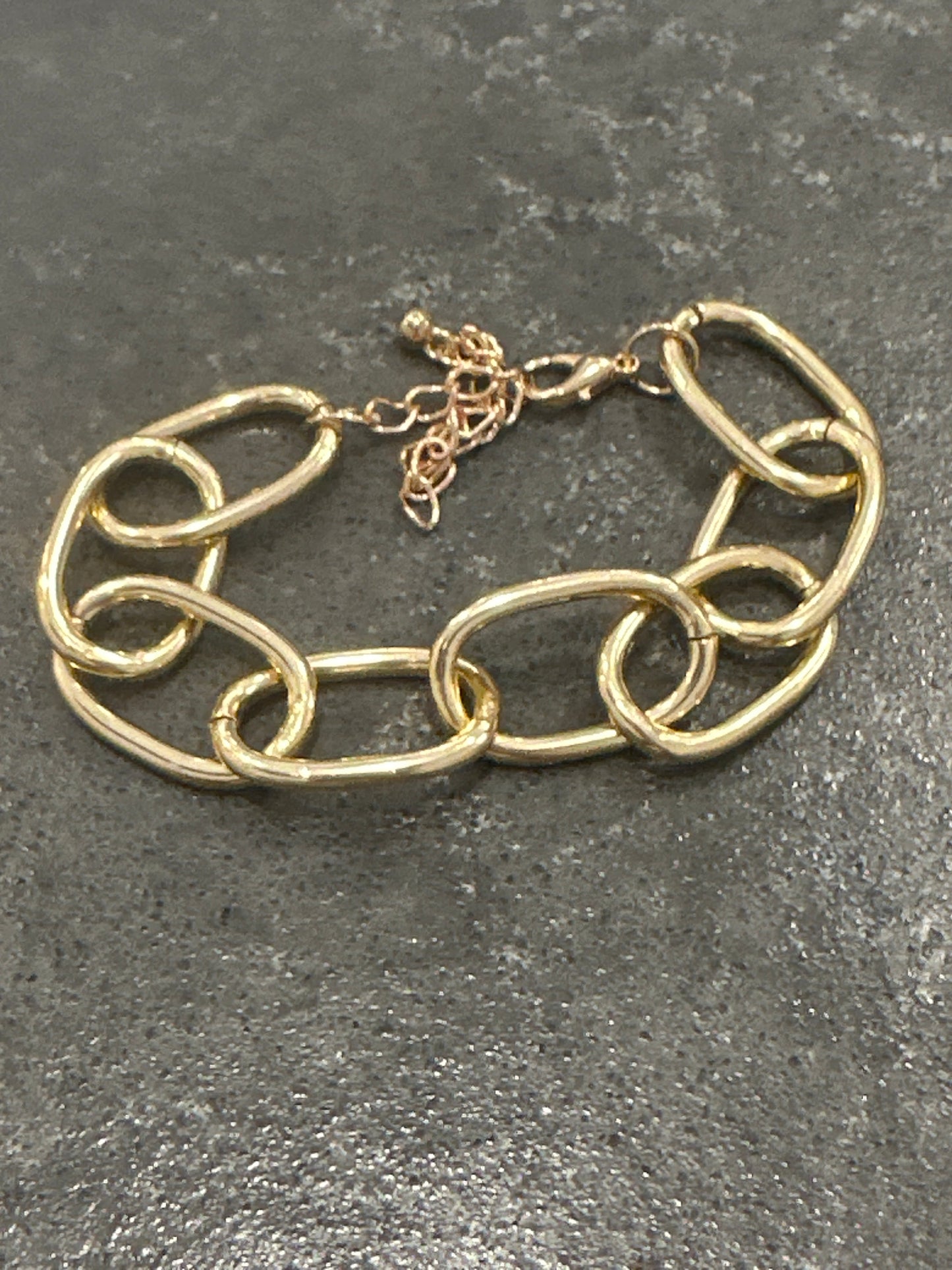 Gold Large Link Bracelet