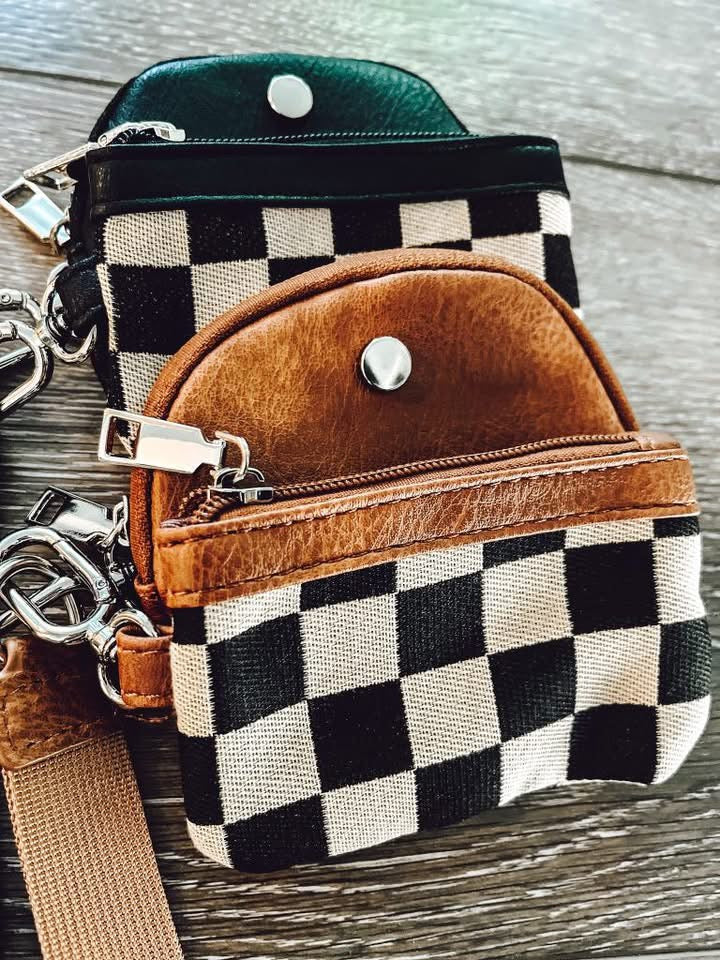 Dual pouch wristlet keychain wallet