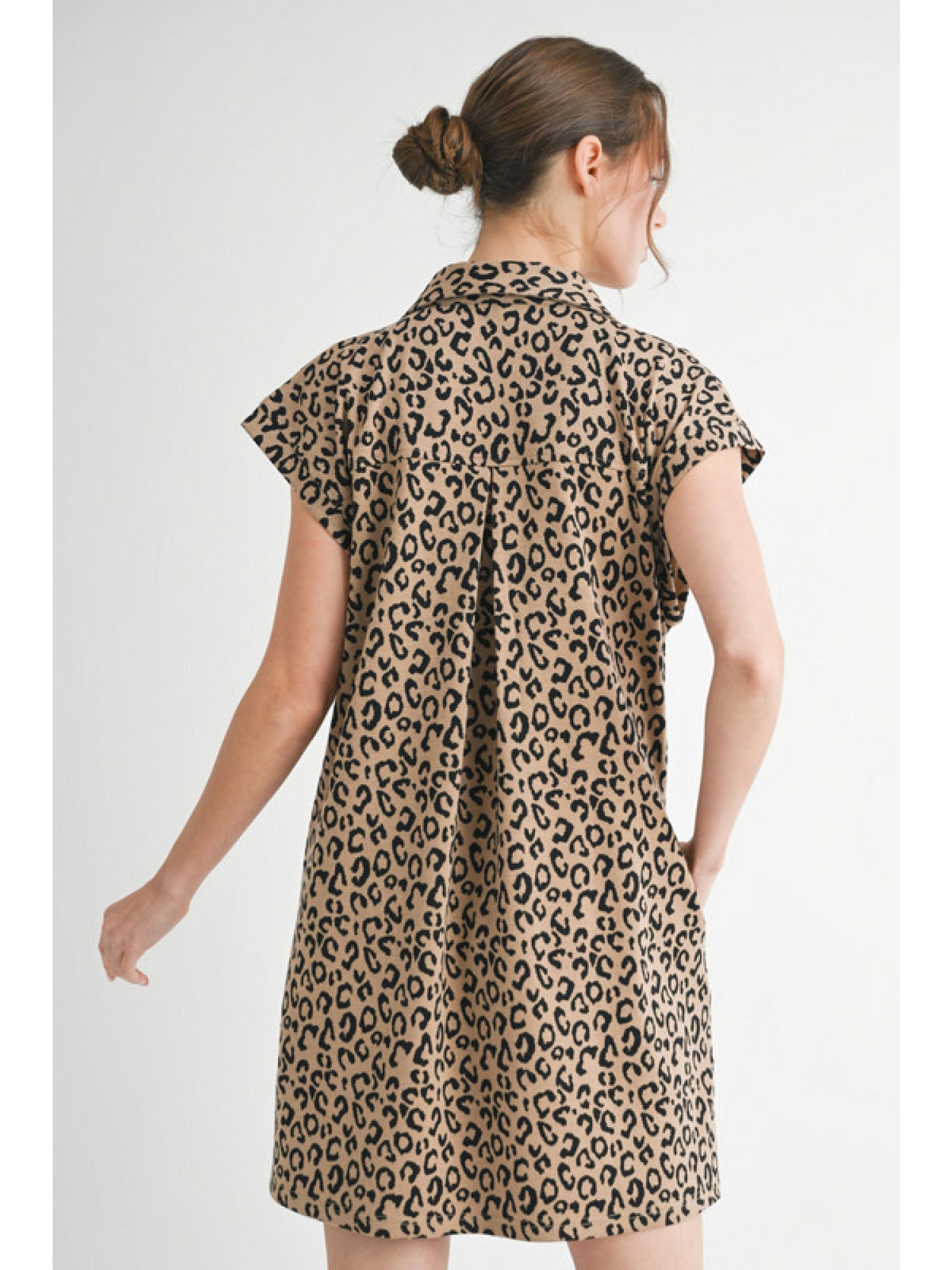 Leopard dress with open collared neck