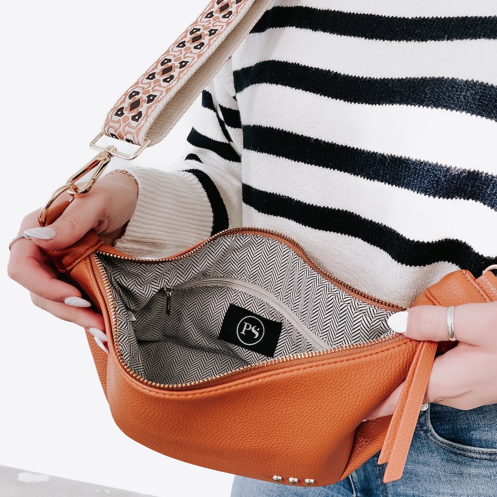 Marlowe Moon Bag Wholesale-How Cute is That? Boutique