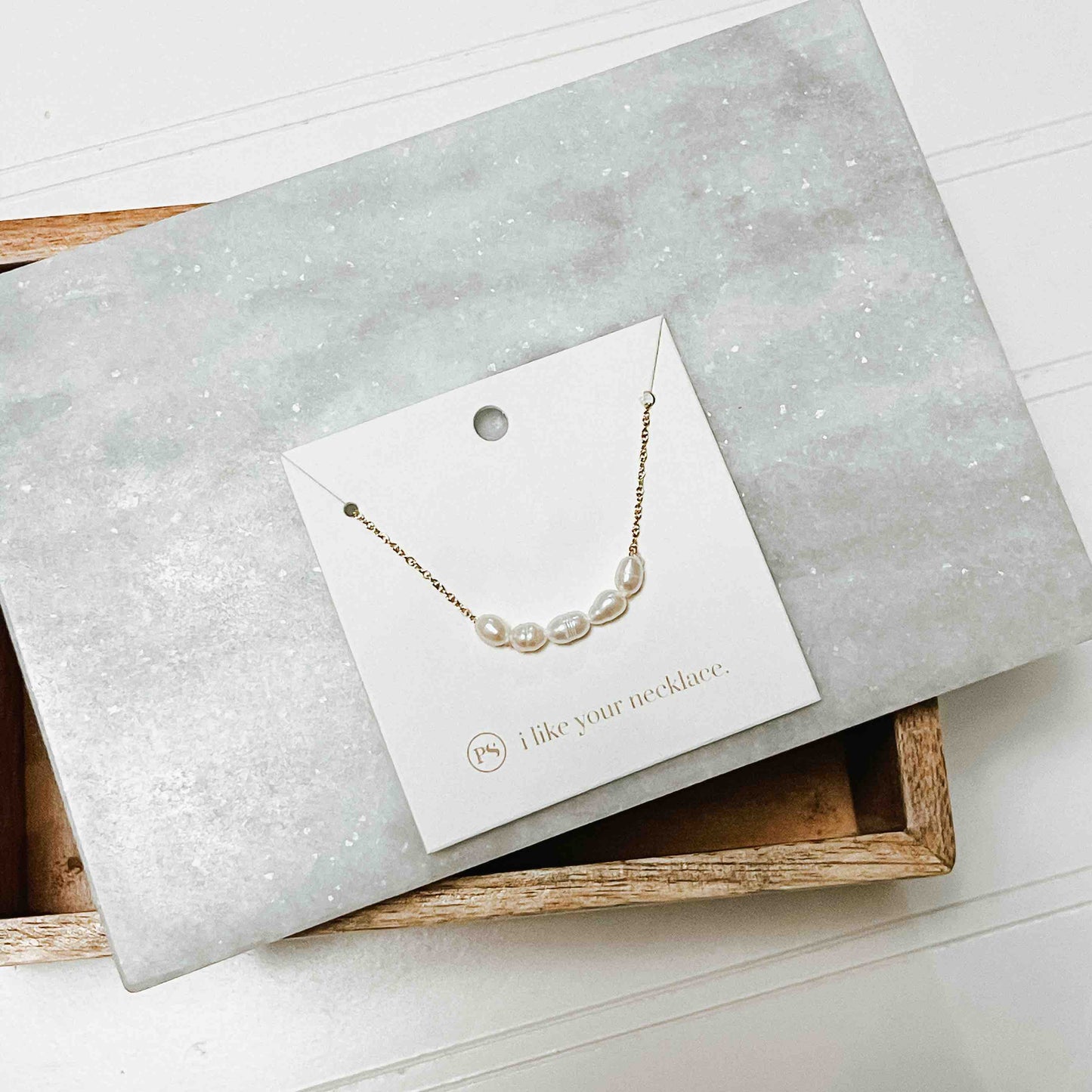 SANTA MONICA PEARL NECKLACE