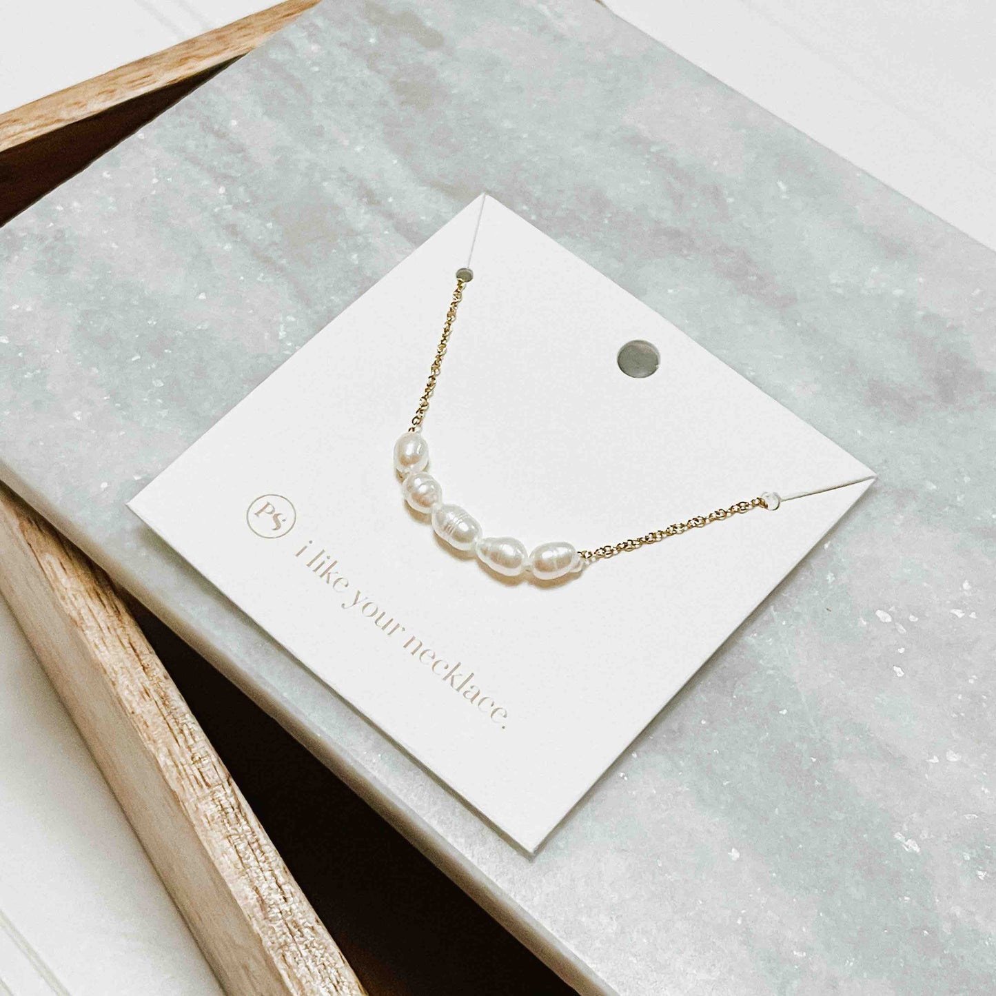 SANTA MONICA PEARL NECKLACE