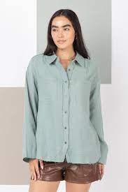 Frayed hem detail solid woven shirt top