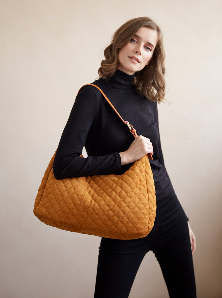 SHIRALEAH HALE QUILTED HOBO