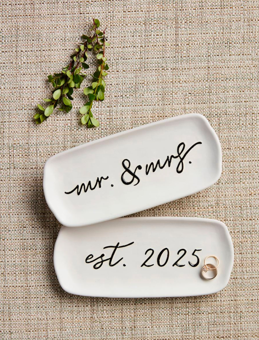Mr and Mrs Everything Dish-How Cute is That? Boutique