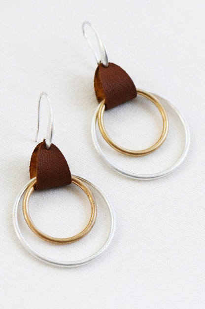 Metal Tone Circle Earrings