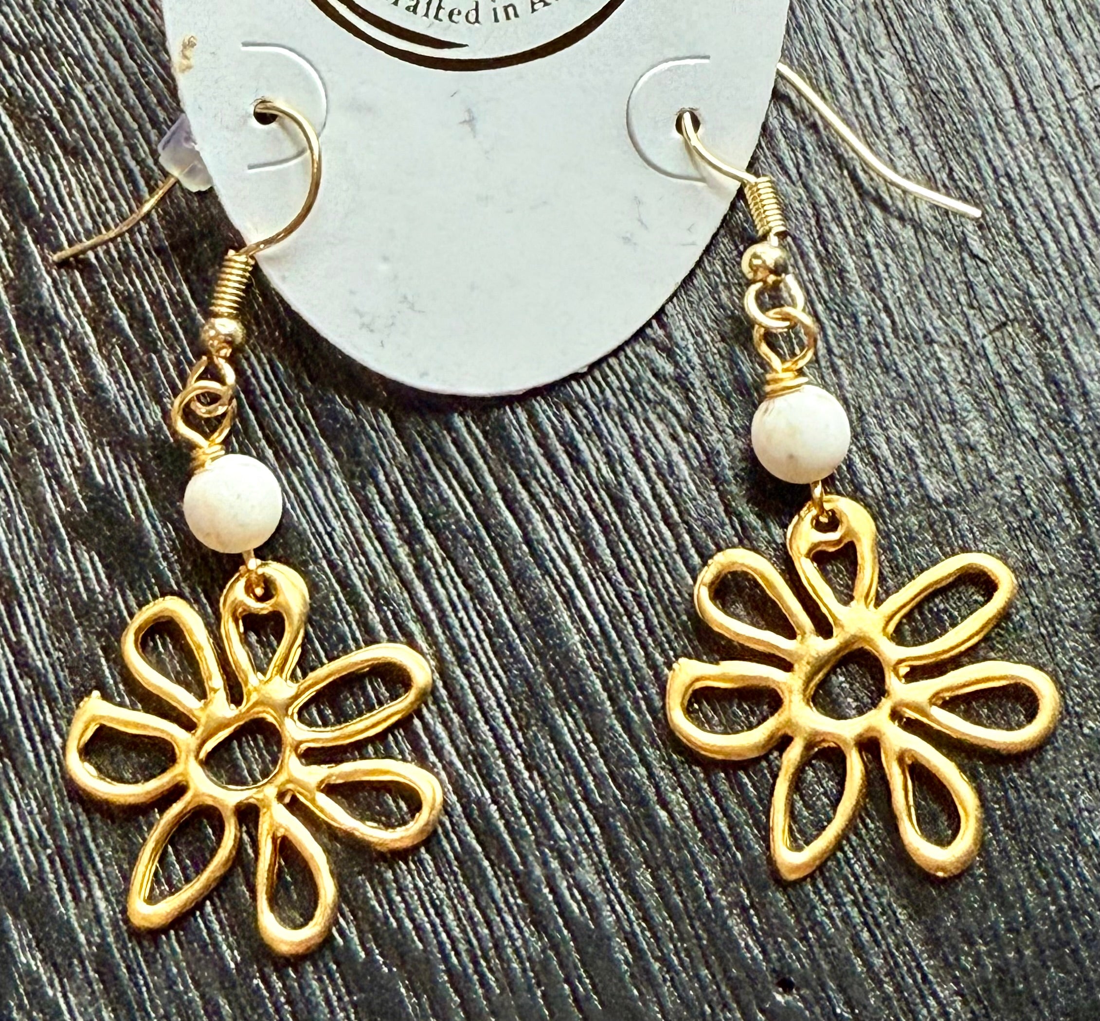 Flower Drop Earrings-How Cute is That? Boutique