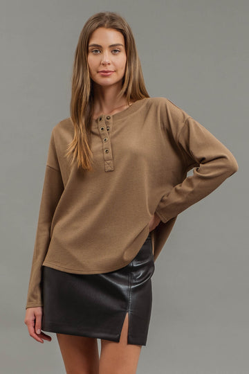 HALF BUTTON DOWN LONG SLEEVE HENLEY KNIT TOP