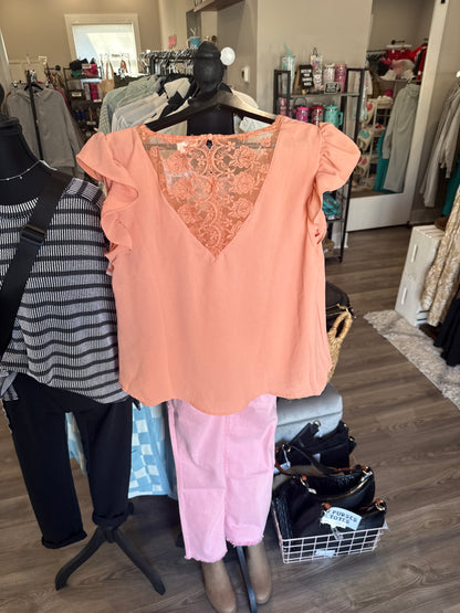 V NECK FLORAL LACE BACK SHORT RUFFLE SLEEVE BLOUSE - DUSTY PEACH