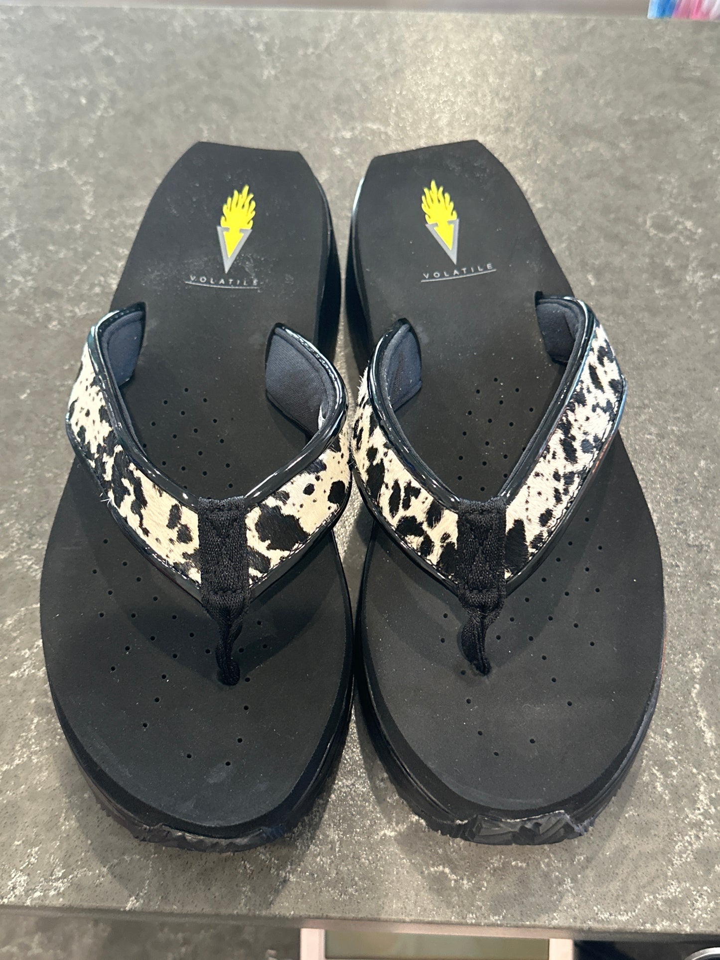 NEVILLE COW HAIR THONG SANDAL