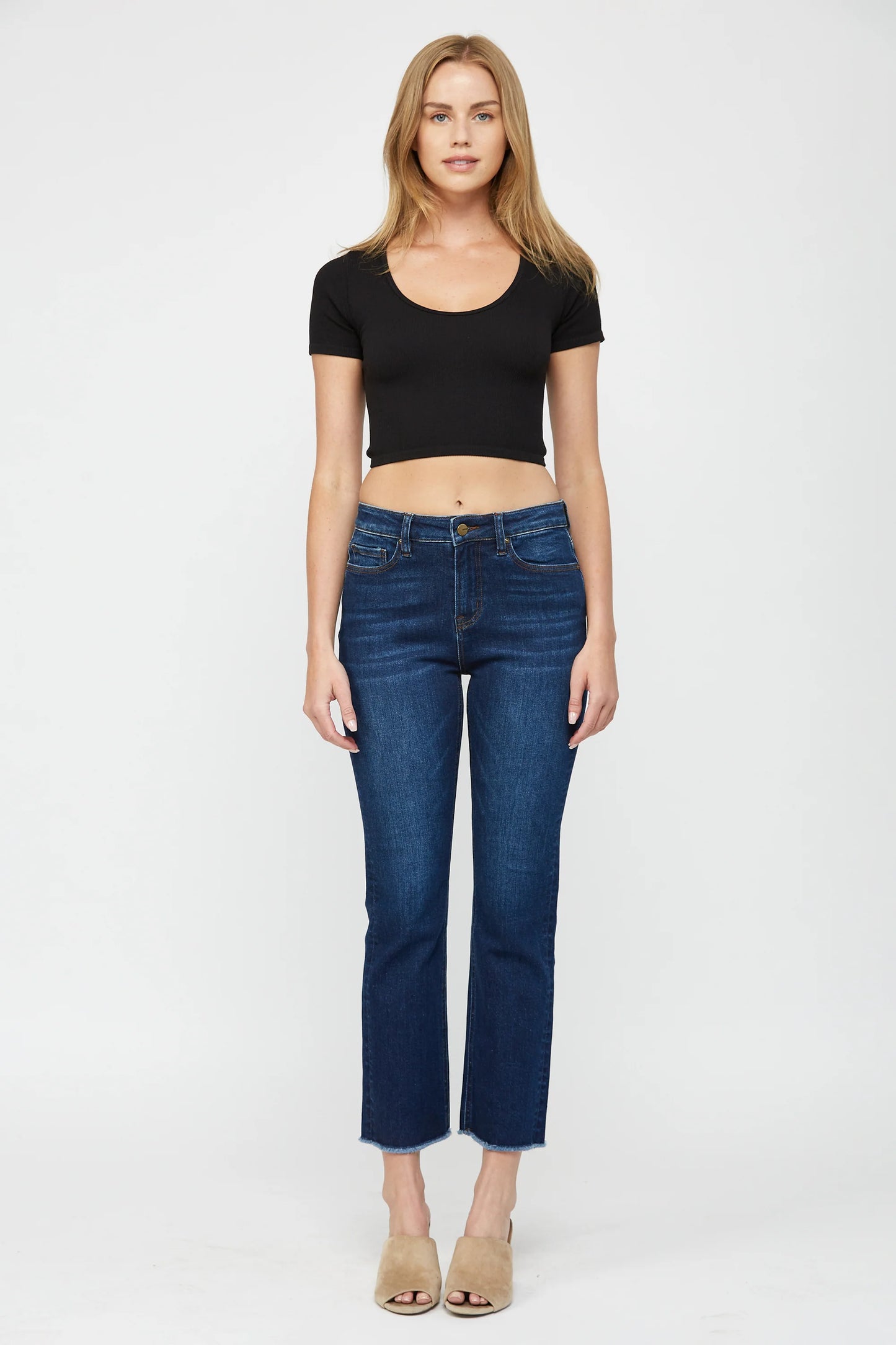 HIGH RISE STRAIGHT CROP