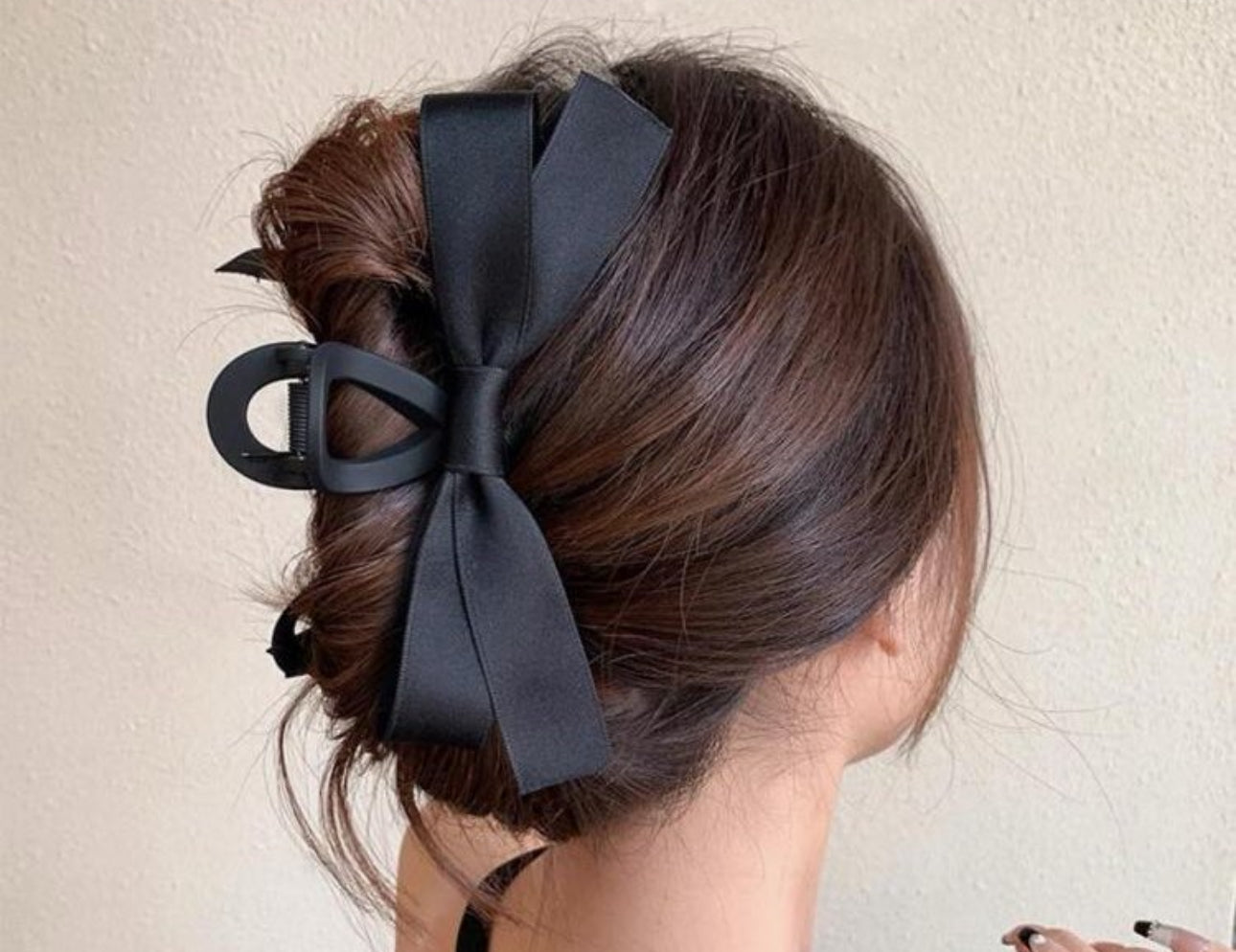 Medium Fabric Bow Claw Clip