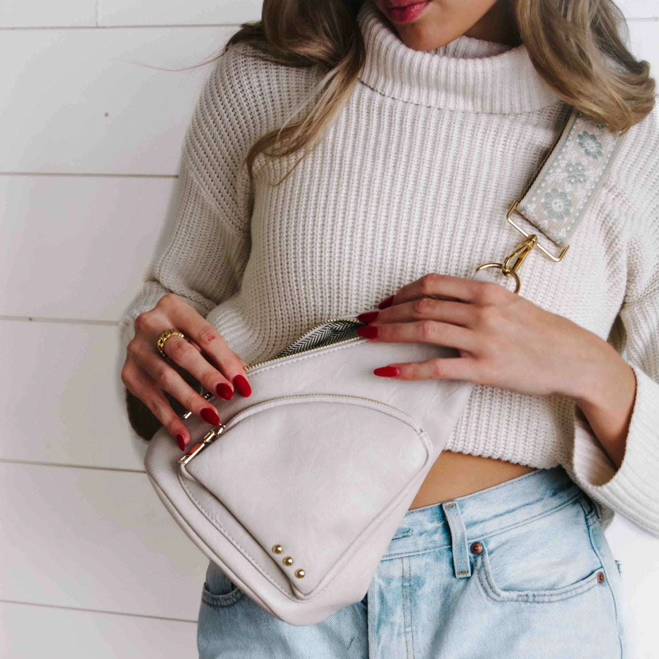 AUSTIN SLING BAG-How Cute is That? Boutique