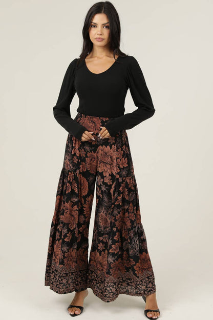 WIDE LEG PRINTED PANTS